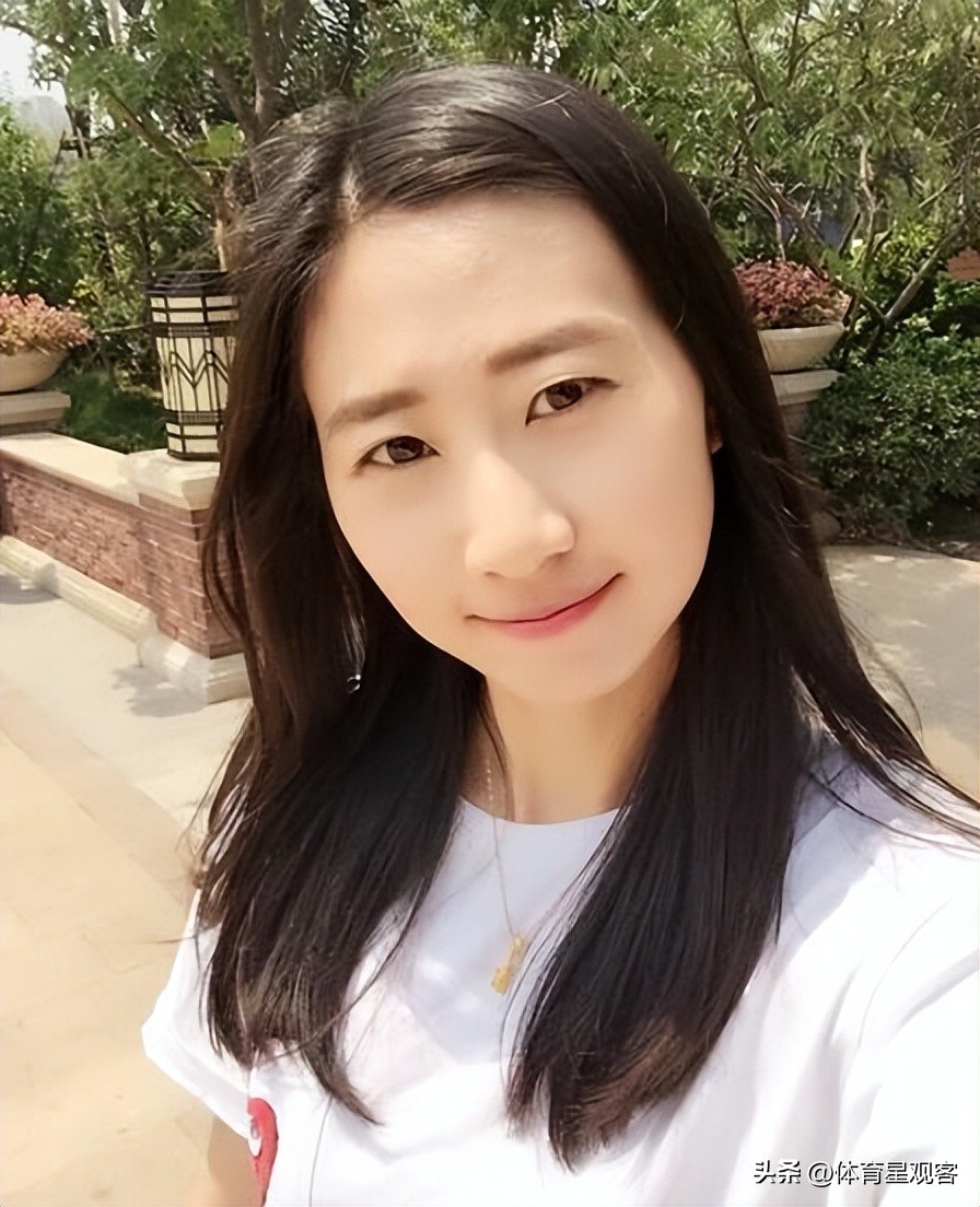 中国女足球队员王霜,足坛十大美女