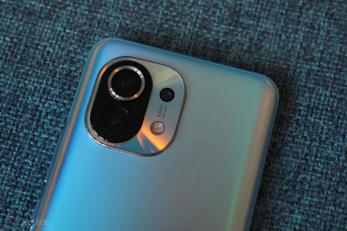 降价超千元，骁龙888+12GB大运存不足三千五，最香旗舰出现