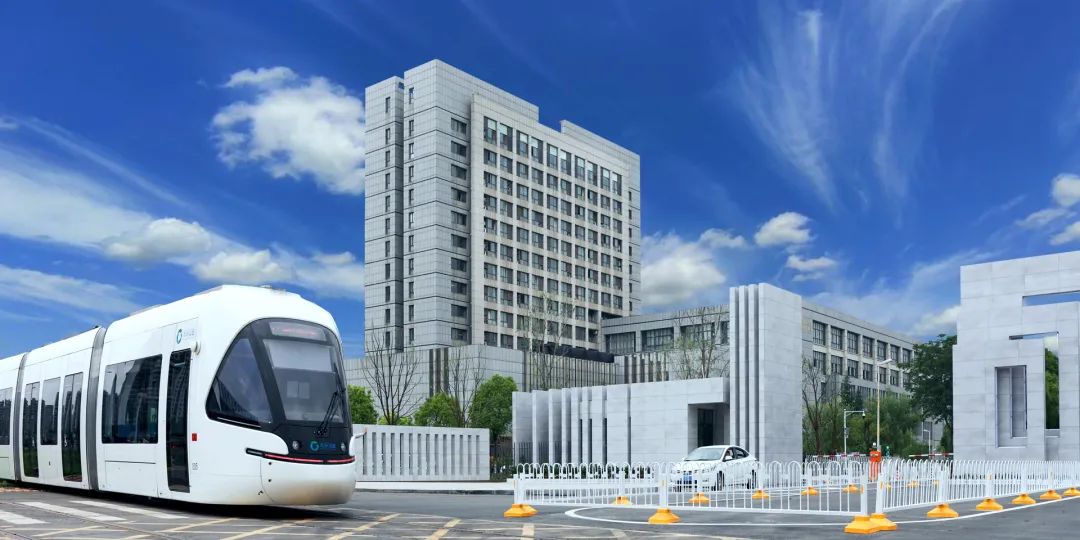 420分能上武汉华夏理工学院,武汉华夏理工学院新生几号报到