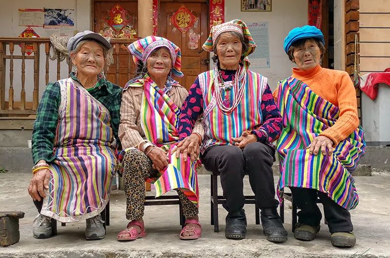 国内最值得自驾的七条绝美路线,此生必去的中国100个攻略