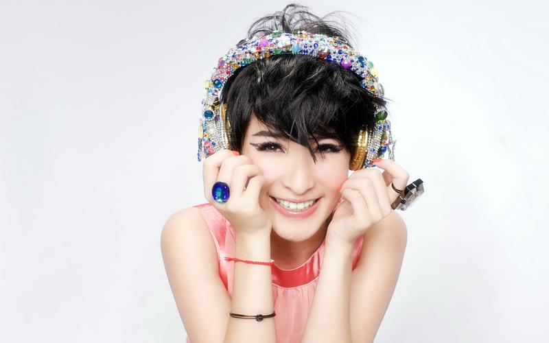 萧亚轩直播状态动图,萧亚轩直播单身回放