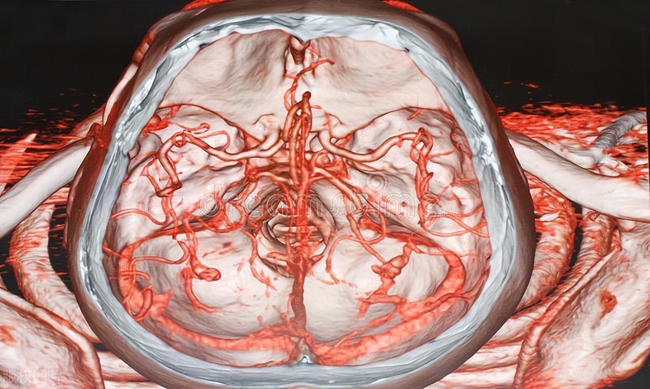 躺下头晕心慌是颈椎病还是低血糖,躺下和起来时头晕要警惕三种病