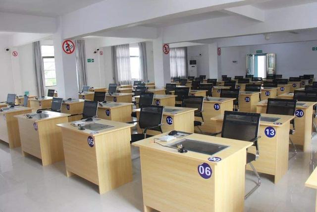 考驾照科目1背题技巧,驾驶证科目一100道考试题