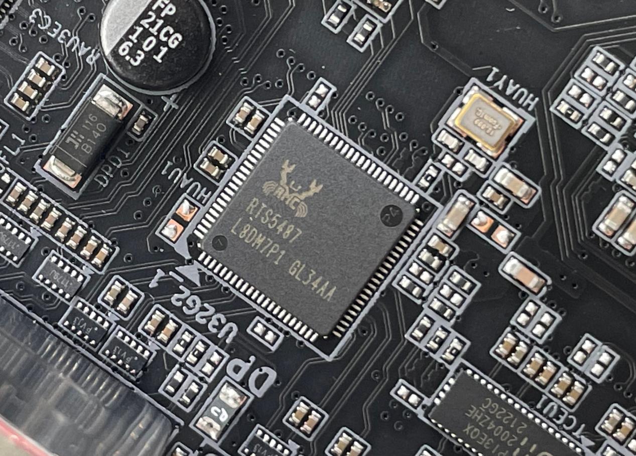 z790技嘉小雕和超耐久主板区别,技嘉超级雕主板z790搭配什么显卡