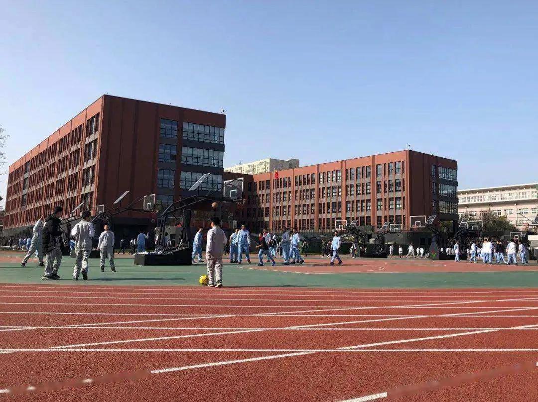 校园足球记录美好瞬间,校园足球纪实