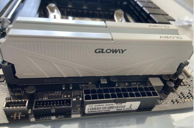 光威天策ddr56000用的什么颗粒,光威天策ddr56000adie