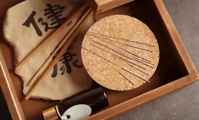 突然嘴眼歪斜,突然嘴歪眼睛闭不上是怎么回事