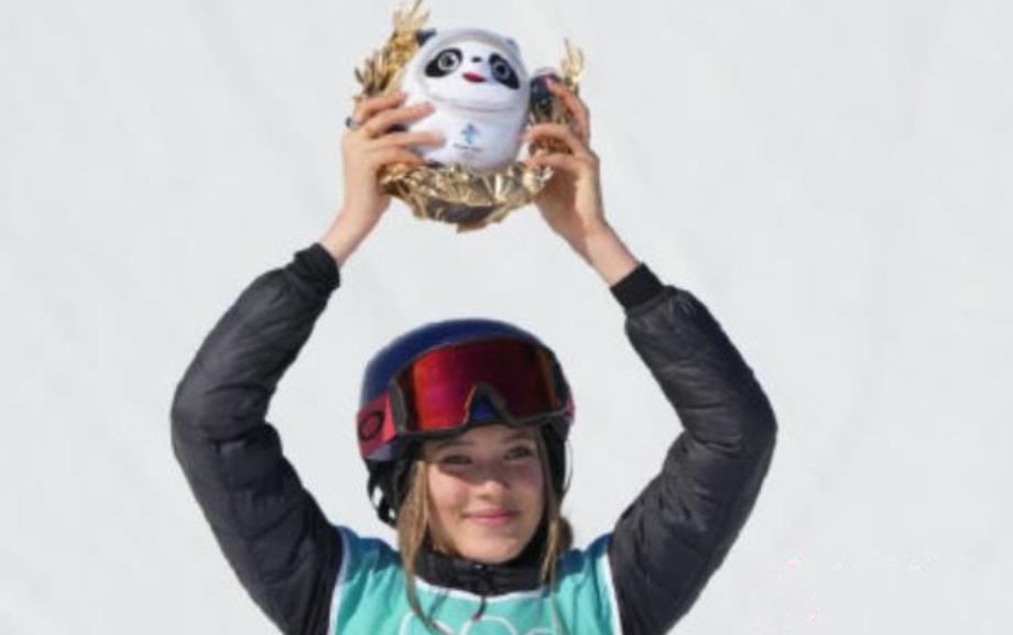 日本记者被冰墩墩圈粉什么节目,冰墩墩日本记者国际走红