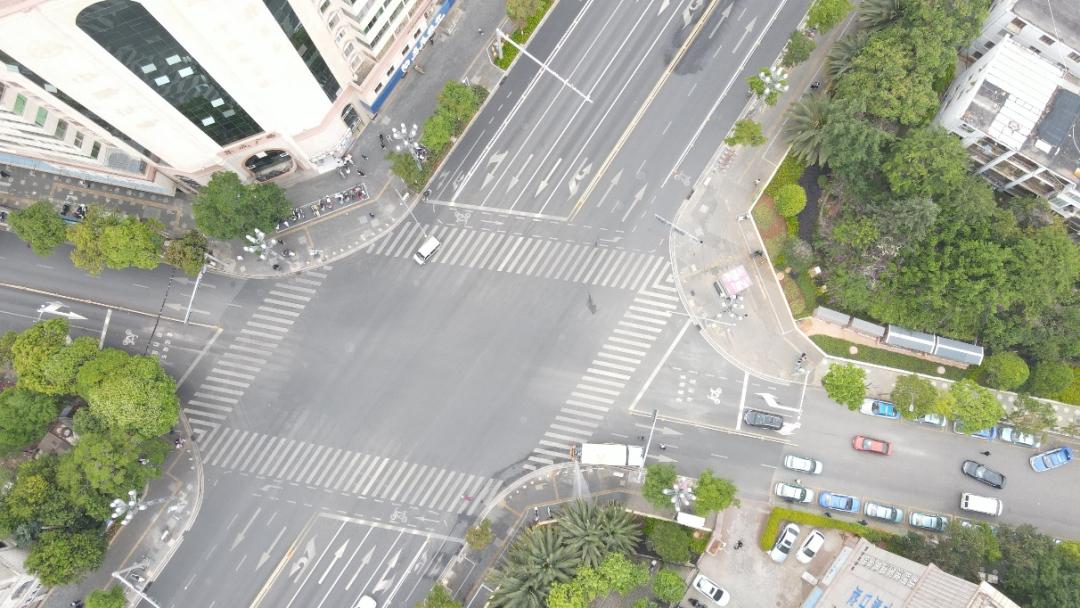 龙泉路封路,龙泉山封路官方解释