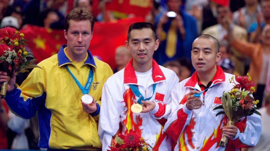 乒乓入奥24年,盘点国乒28位奥运冠军:马龙王曼昱都是唯一