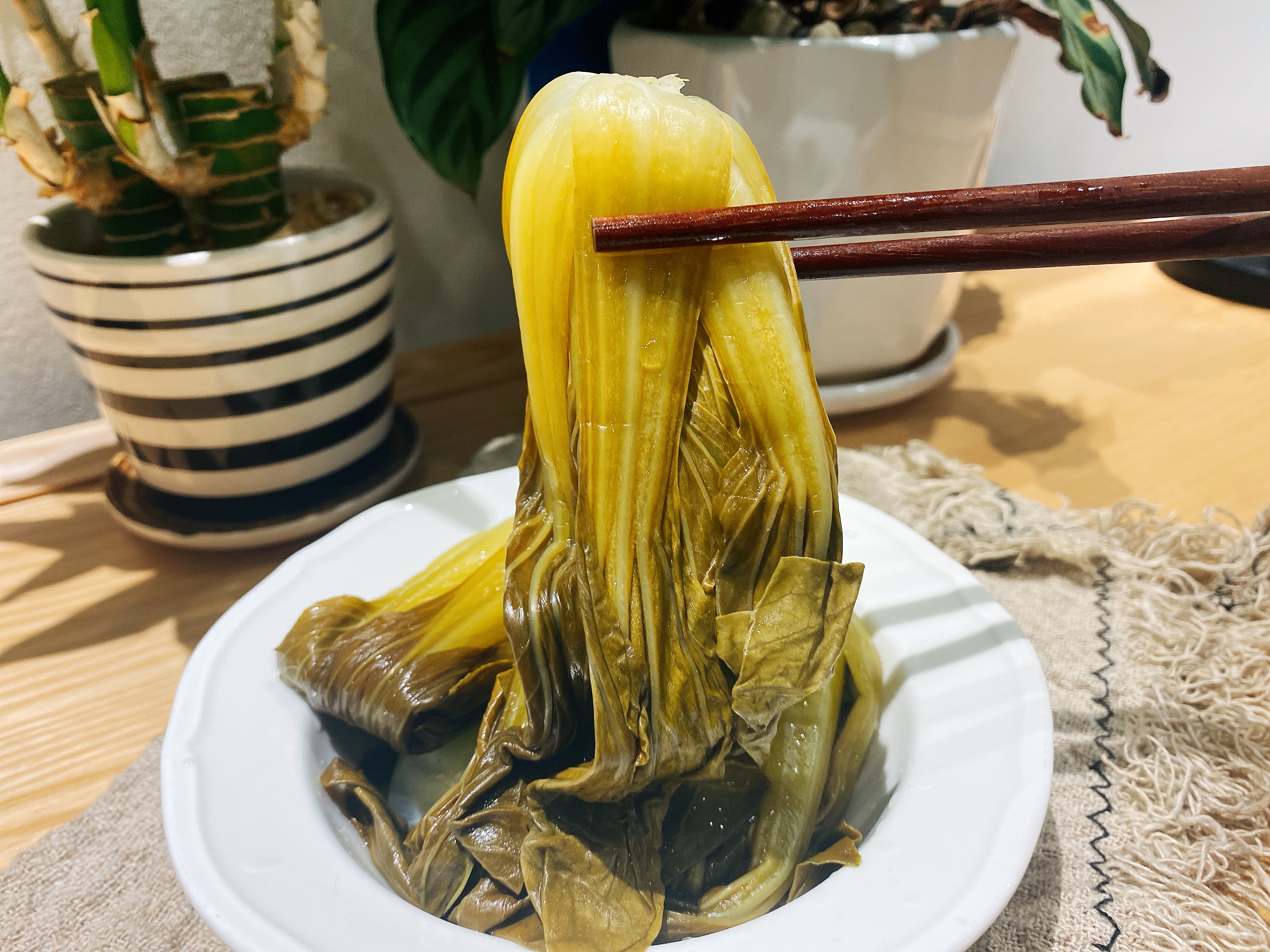 想吃酸菜自己做,想吃酸菜必须自己动手