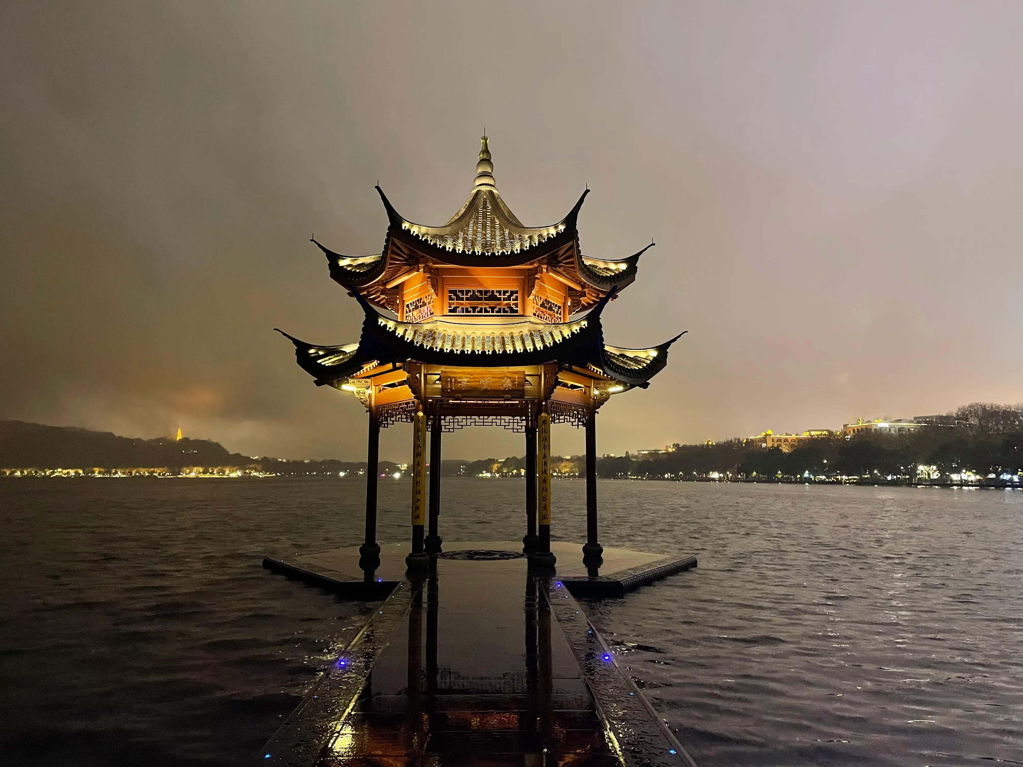 杭州一日游跟团游太湖,杭州西湖三日游旅游线路行程表