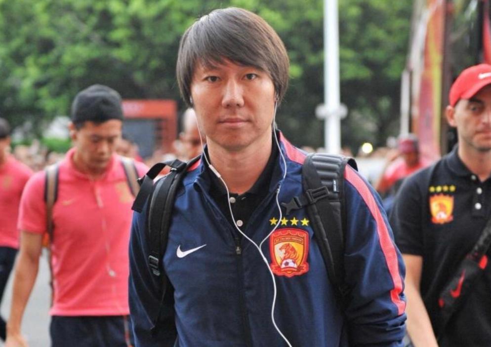 李铁后院起火，老乡曾举报其打5场假球，导致大连冲超推迟两年