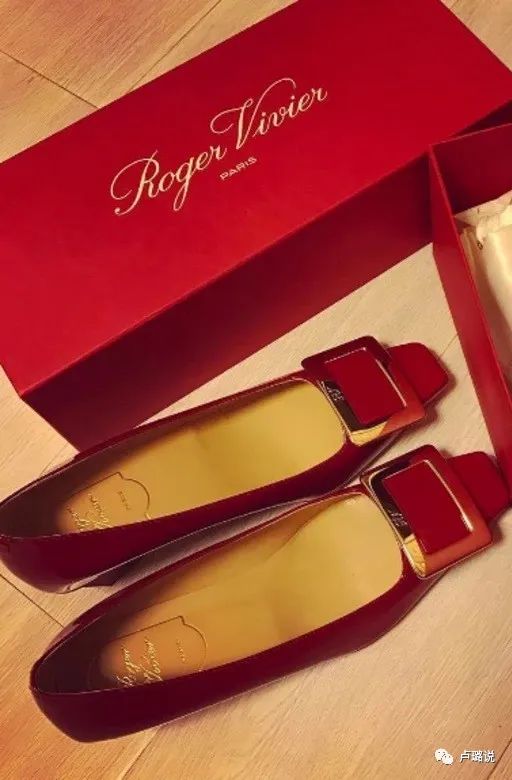 天王隐藏的“大老婆”，把持20亿财产，一生不婚不育，图的是啥？