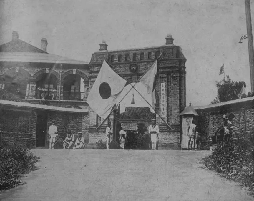 “老实员工”毒杀日军要员，军统询问他要何奖赏，他说：退出军统