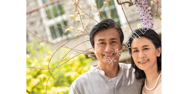 分家时大伯把烂滩地全给我爸,如今这里建高速,大伯肠子都悔青了