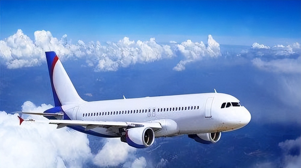 男子花25万买一张无限次机票，航空公司笑他傻，不料结局意外反转