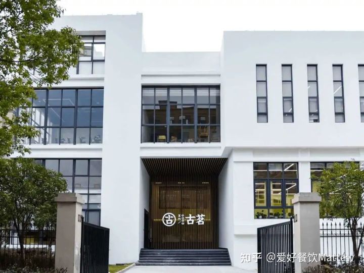 闷声发大财的3个暴利行业,闷声赚钱的10个实体店