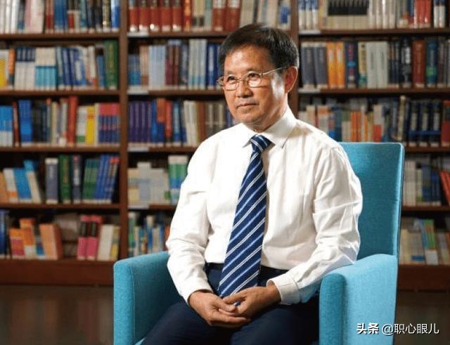 广西50岁大叔不靠父母帮买房子,广西40岁大叔买房