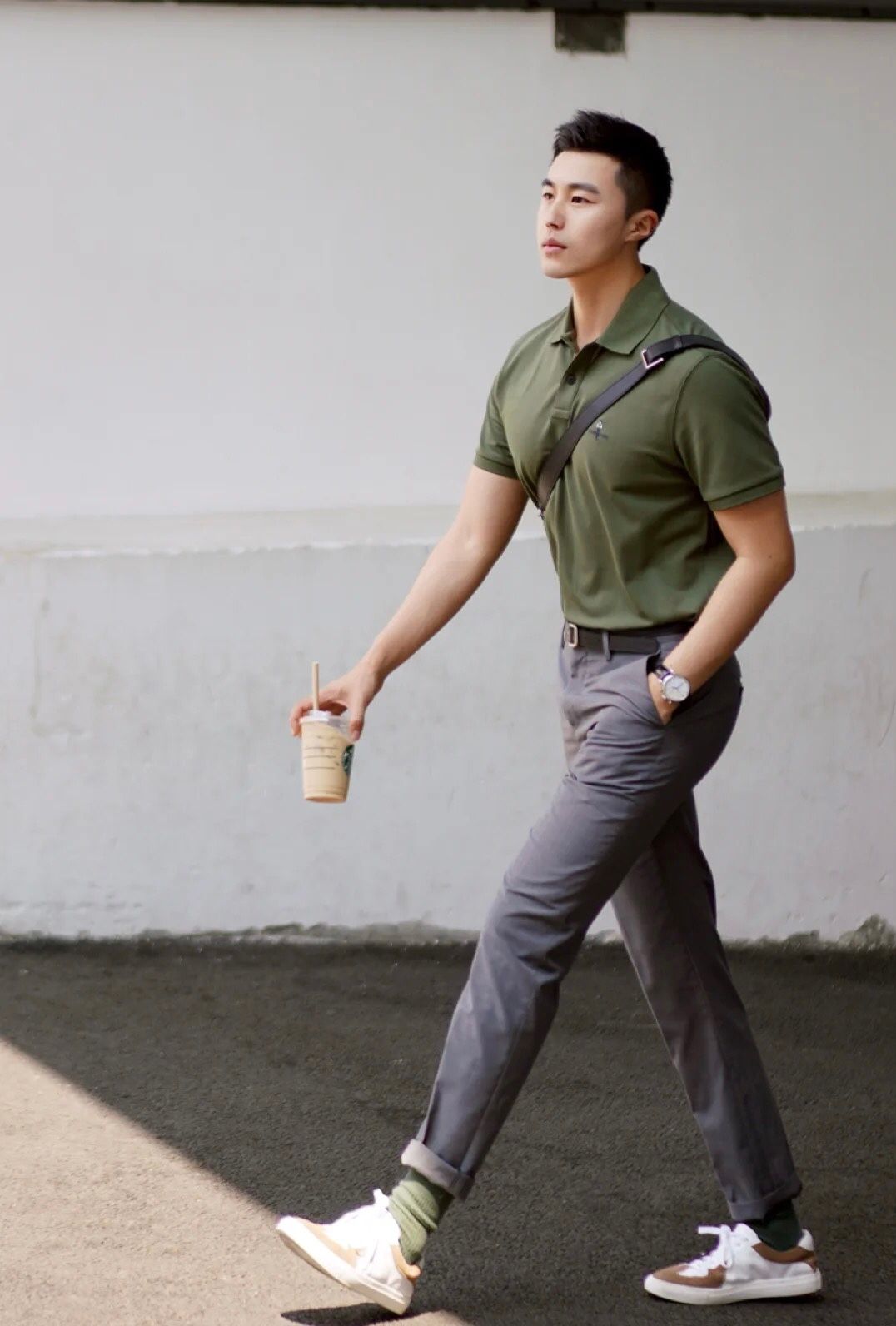 男人不管多大年龄，少穿3种自带“痞气”的鞋子，比想象中更油腻