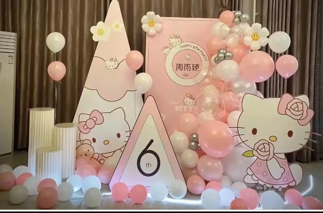 生日蛋糕流行装饰,生日蛋糕装饰多但不幼稚