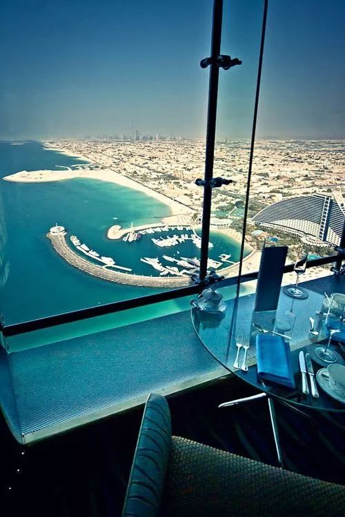 迪拜帆船酒店装修,迪拜帆船酒店完整视频