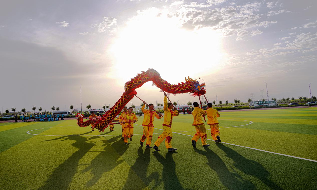 奔跑吧战士,绿茵场上尽情奔跑感受比赛的快乐