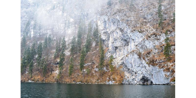 我和老公回老家养老,女儿打6个电话阻止,你才56就养老,我怎么办？