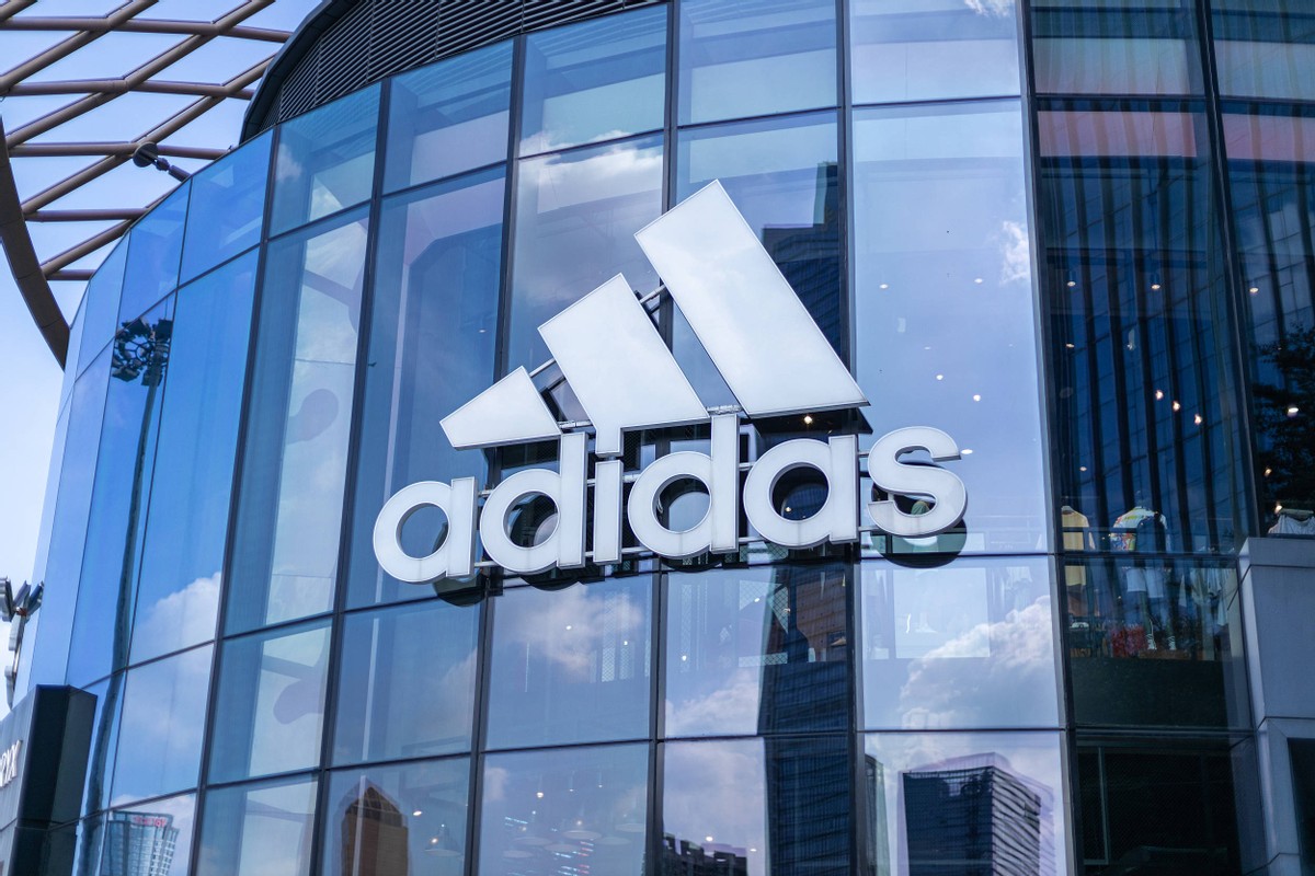 宝马mini冰激凌事件:致使市值蒸发21.6亿,是真冤还是该骂