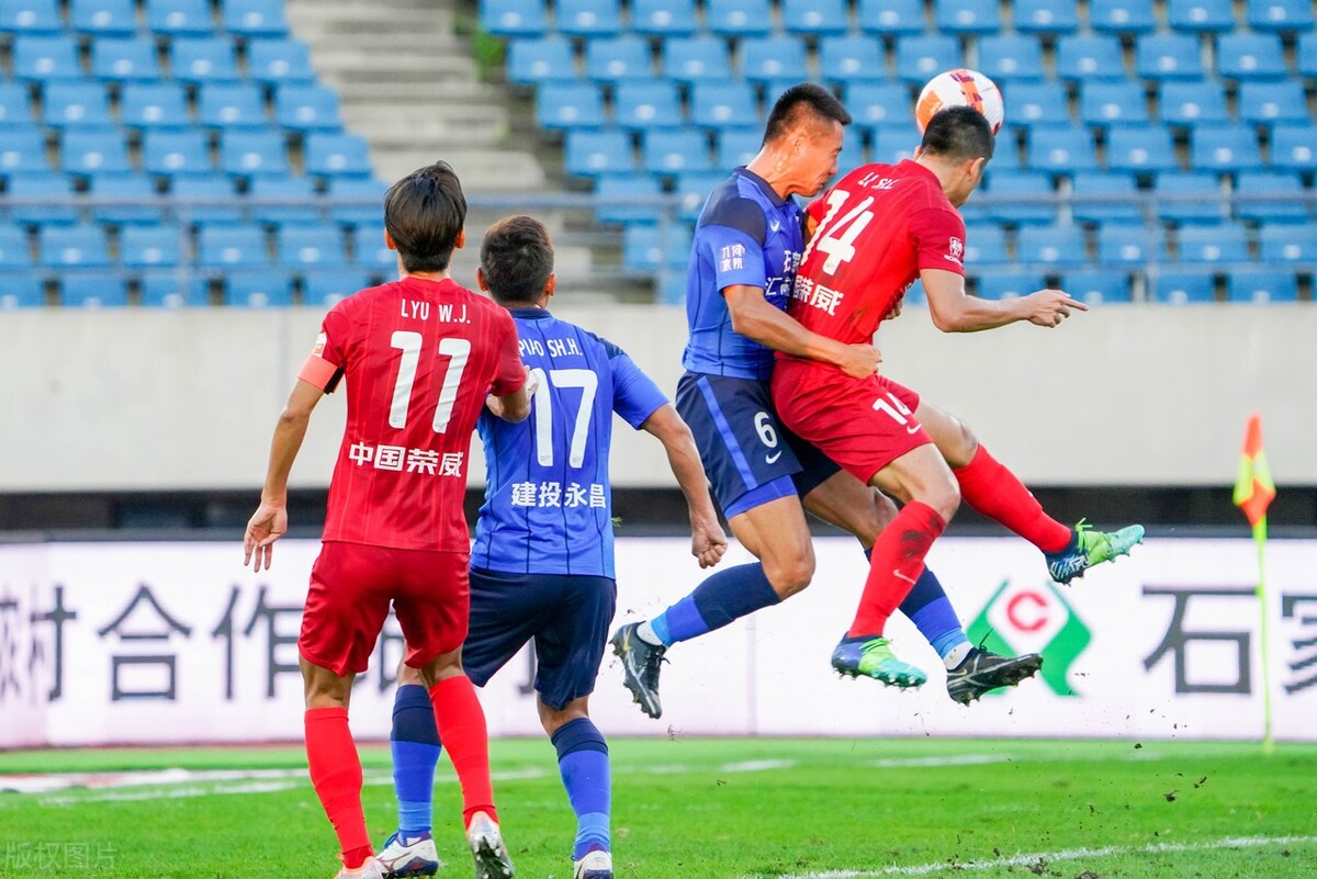 冯劲上港首球,冯劲广州恒大过人