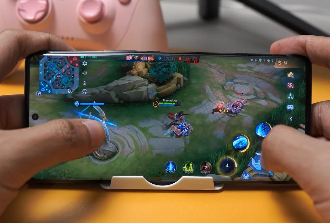 荣耀开始反击，5100mAh+“19GB”+三年流畅，曲面屏手机仅1189元