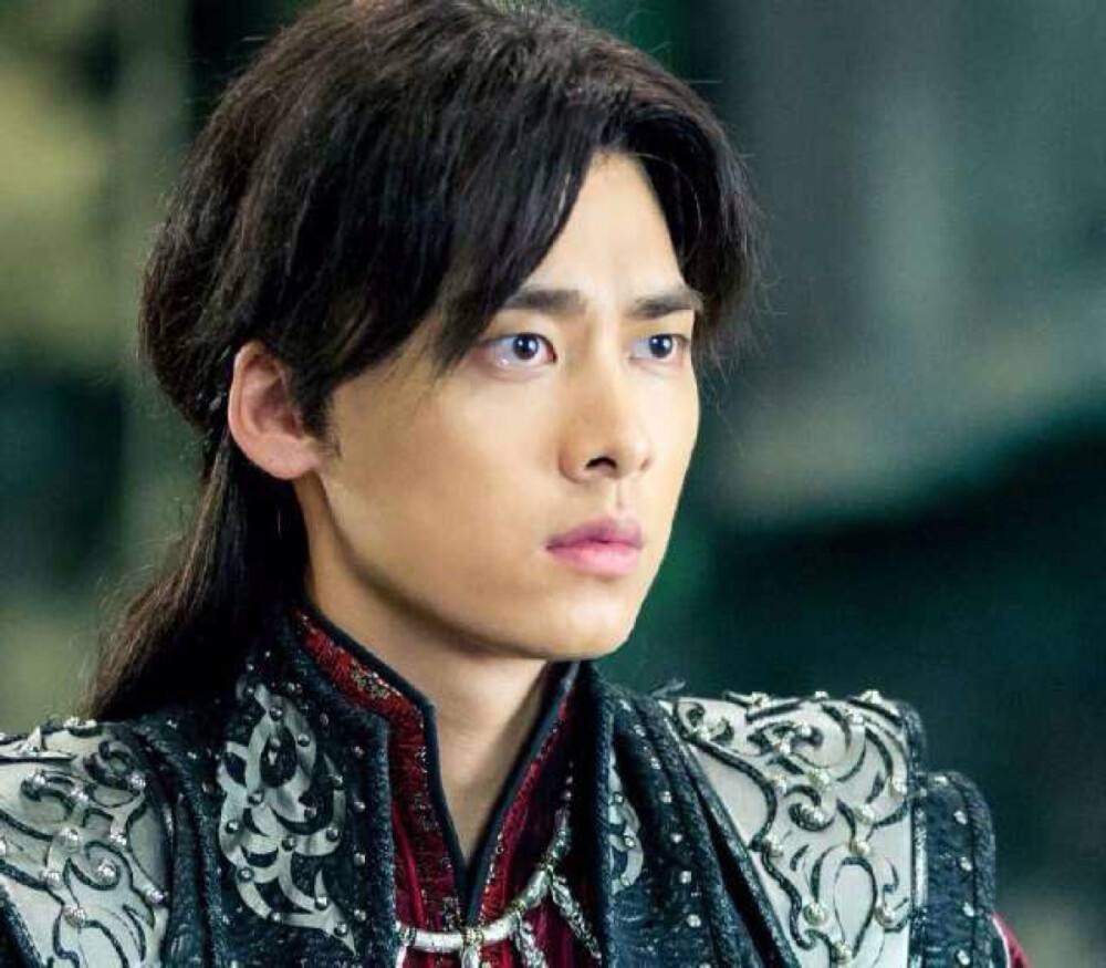 李易峰的真实现状,李易峰现在的状态