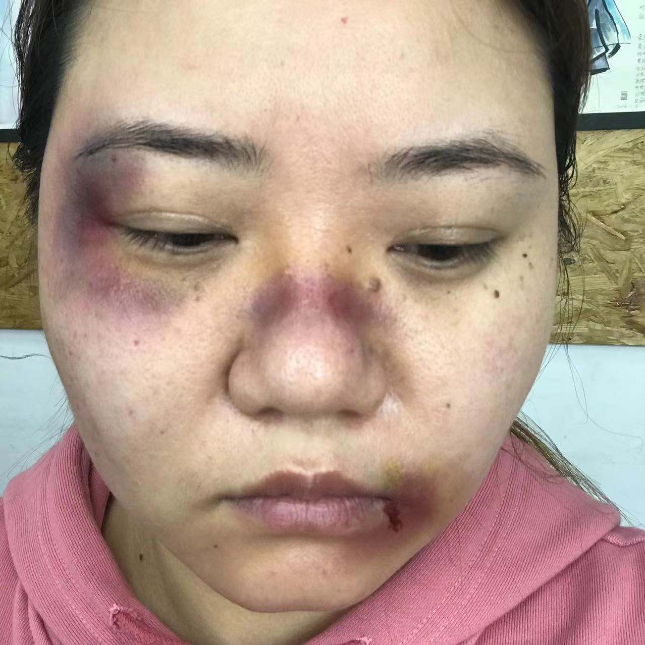 要不要去学习化妆,要不要去培训机构学化妆