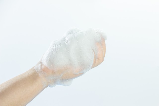 9块9的氨基酸洗面奶好用吗,9块9的洗面奶美白