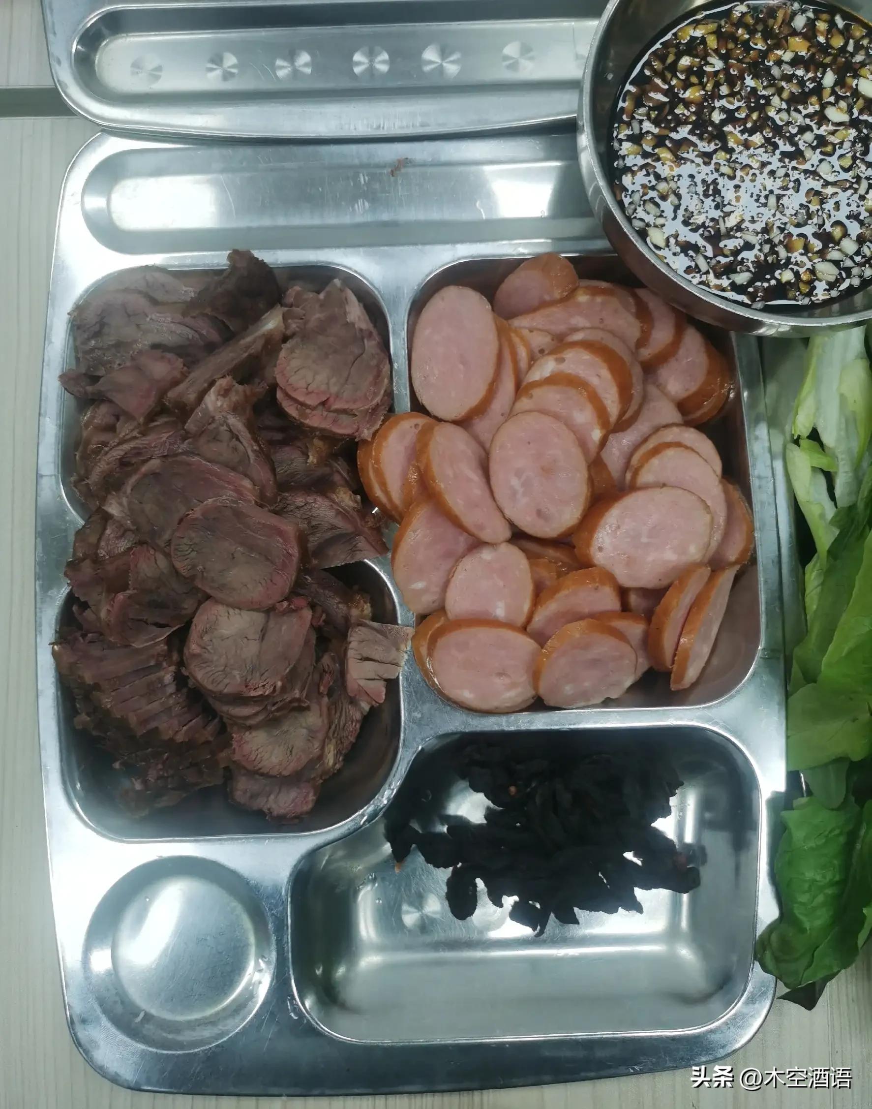 聚酒时，当献王酒偶遇沧州“四大硬”，引发一场哈哈剧没有啥悬念