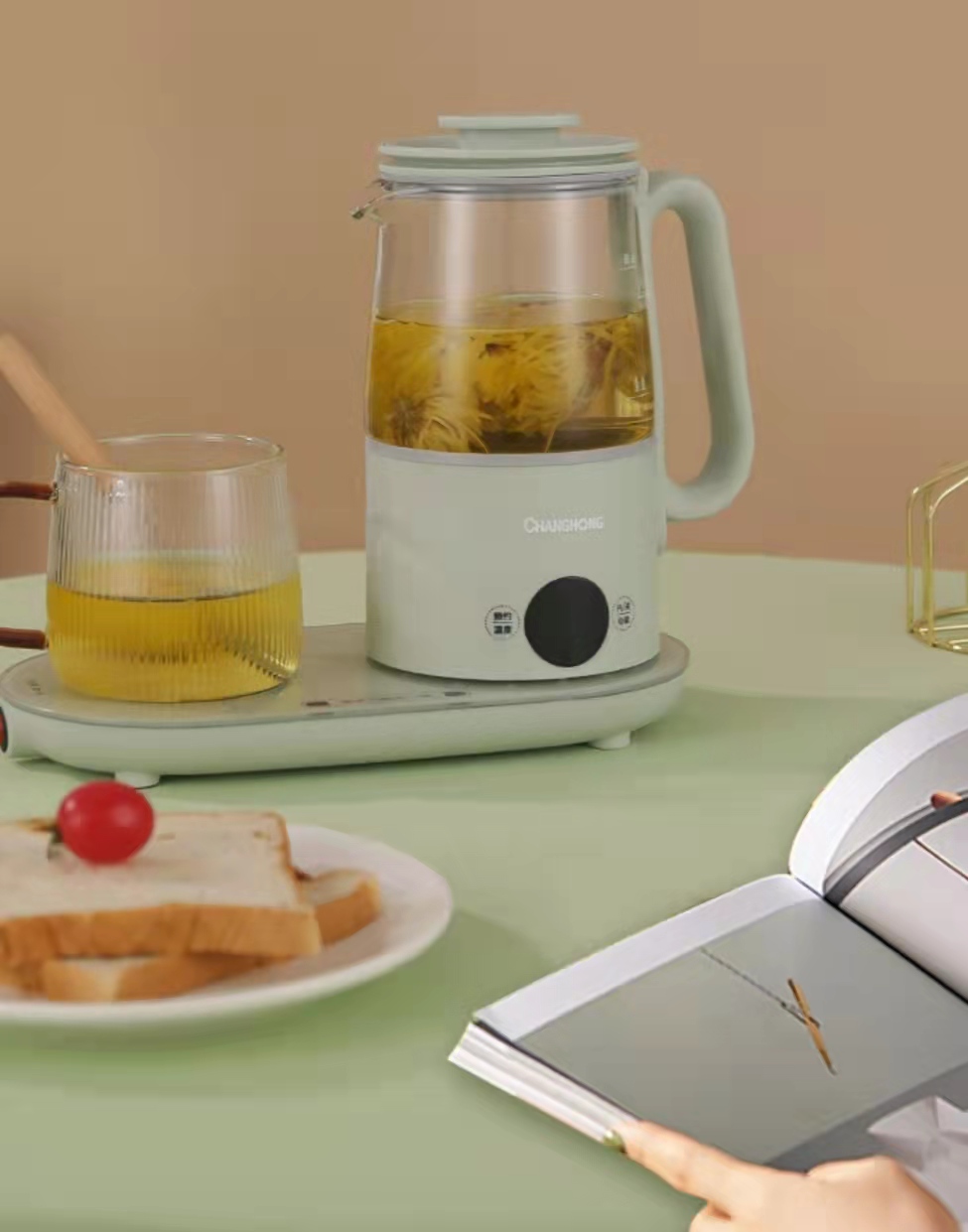 妇女节给女生送礼物合适吗,三八节要给喜欢的女生送礼物吗