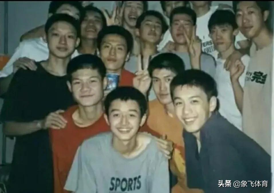 辽篮球员童年照,辽篮小伙子