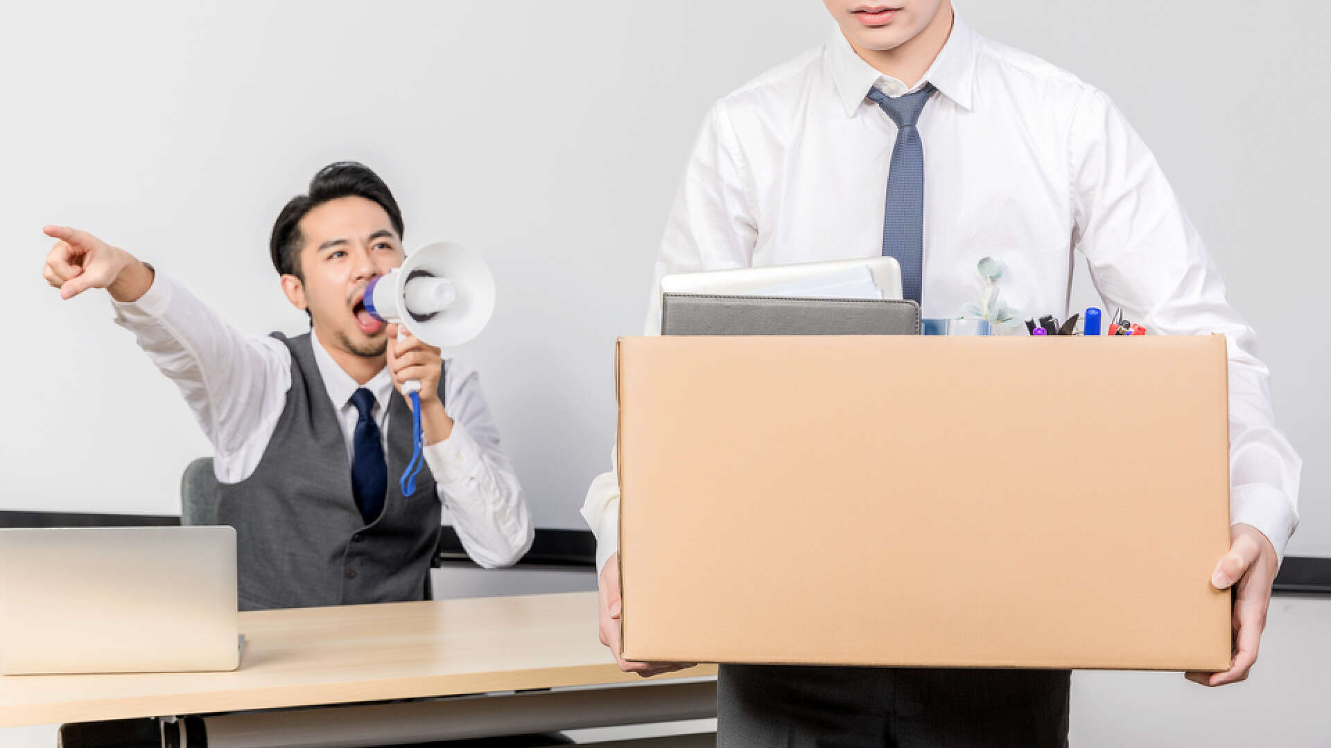 为什么给领导发微信领导不回,给领导邮寄特产发微信领导不回复