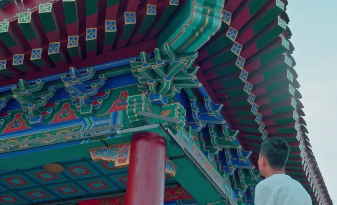 100000块的乐高黄鹤楼,8块钱的黄鹤楼乐高