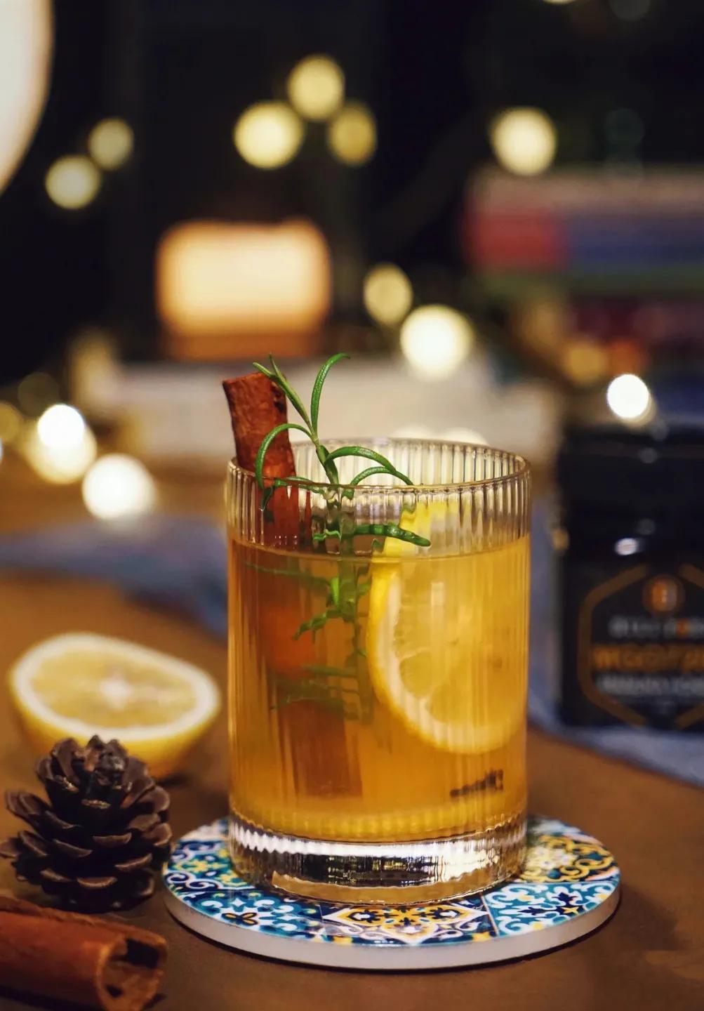 冬日微醺热红酒暖身,适合煮热红酒的甜红酒