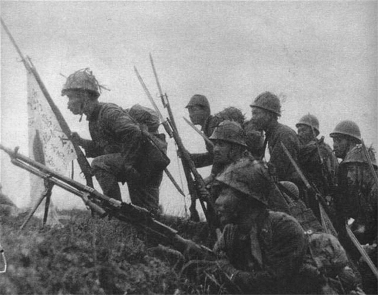 王耀武和薛岳谁消灭的日军多,王耀武带领的部队消灭了多少日军