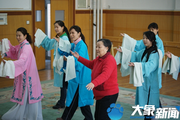 关于马金凤大师的逝世视频,马金凤大师个人简介