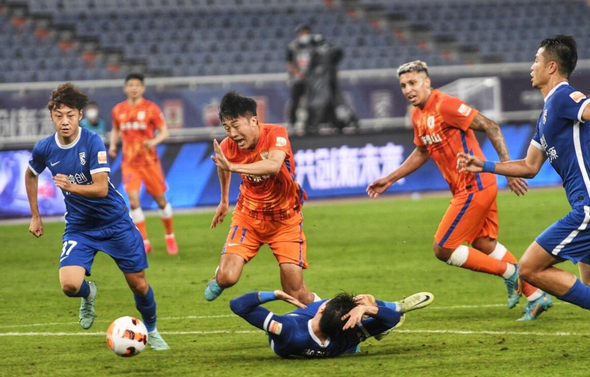 武汉三镇2-0山东泰山,武汉三镇2比0山东泰山比赛录像