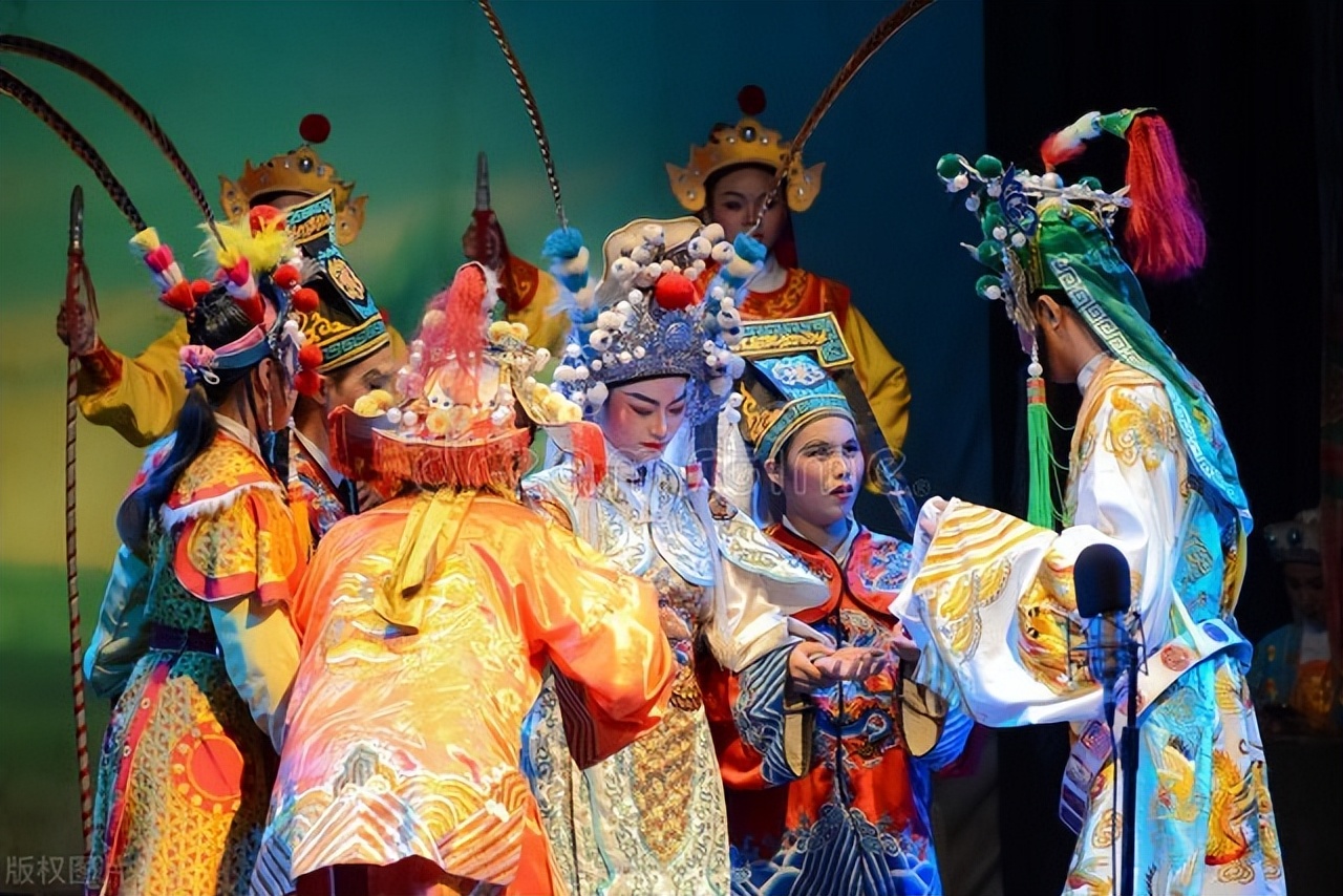 戏曲传承震撼视频,中国人在外国震撼演出戏曲