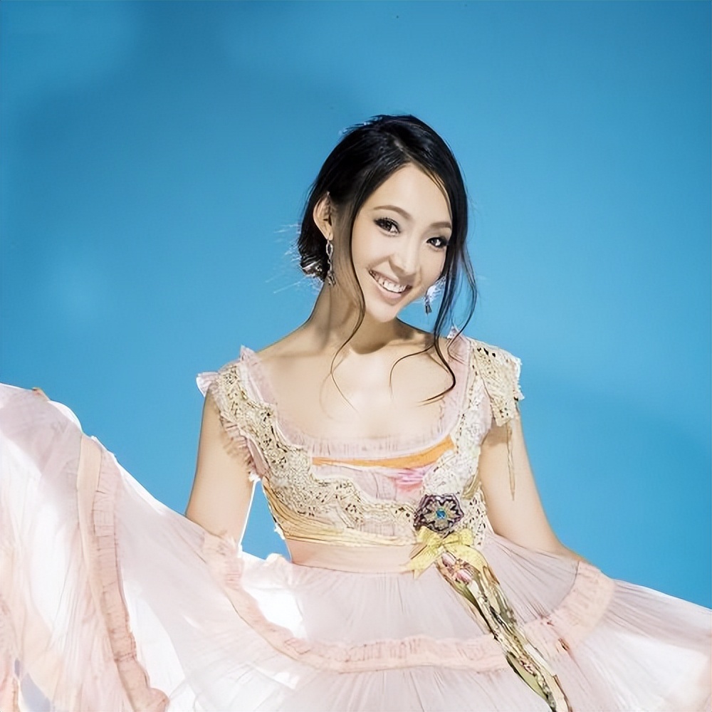 白静嫁入豪门后仅2年被丈夫刺死,白静悲惨的婚姻