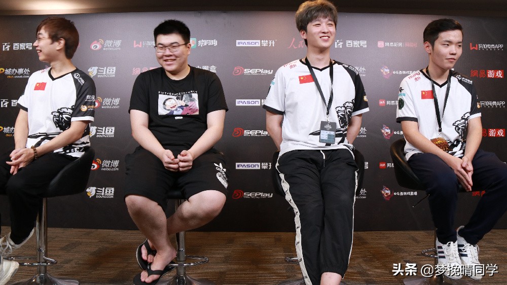 4AM韦神直播谈及孤存，XDD：存宝被骗歪头了，估计连微信都注销了