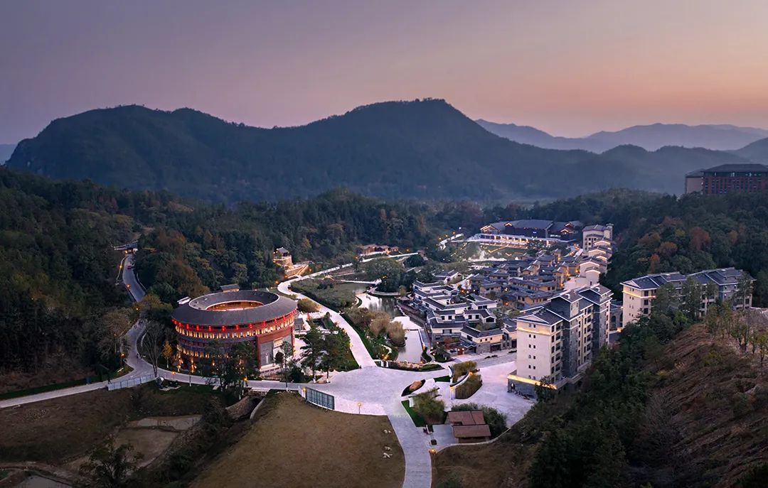 特色小镇的细节设计,生态旅游型特色小镇节能报告案例