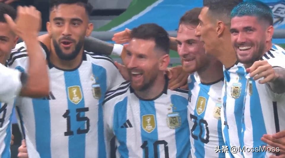 张路谈梅西大腿停球,张路称梅西技术前无古人