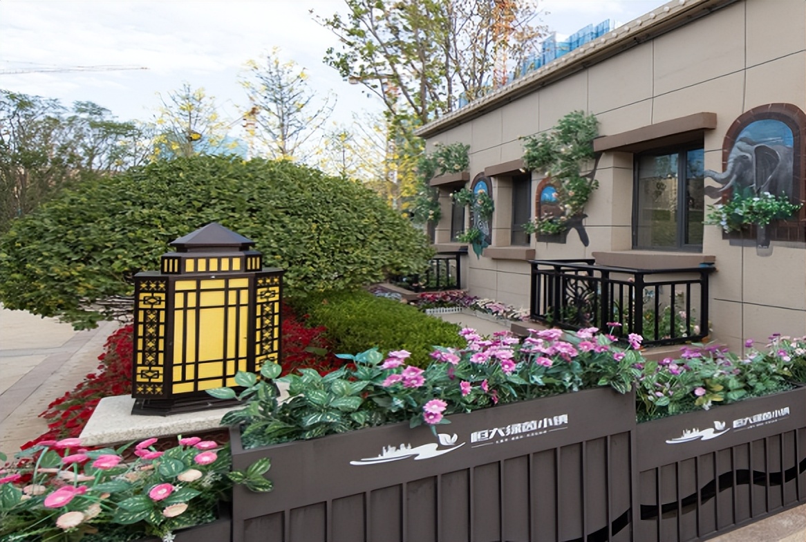 兰州恒大绿茵小镇2号地,兰州恒大绿茵小镇主体何时封顶