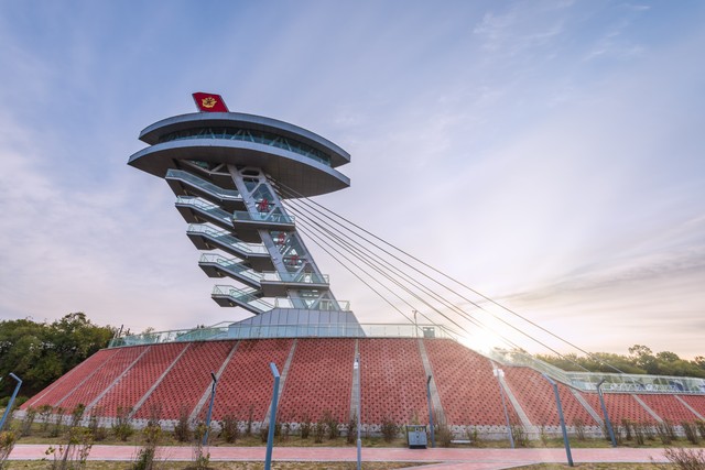 铁道兵传奇走进铁道兵纪念馆,铁道兵纪念塔视频